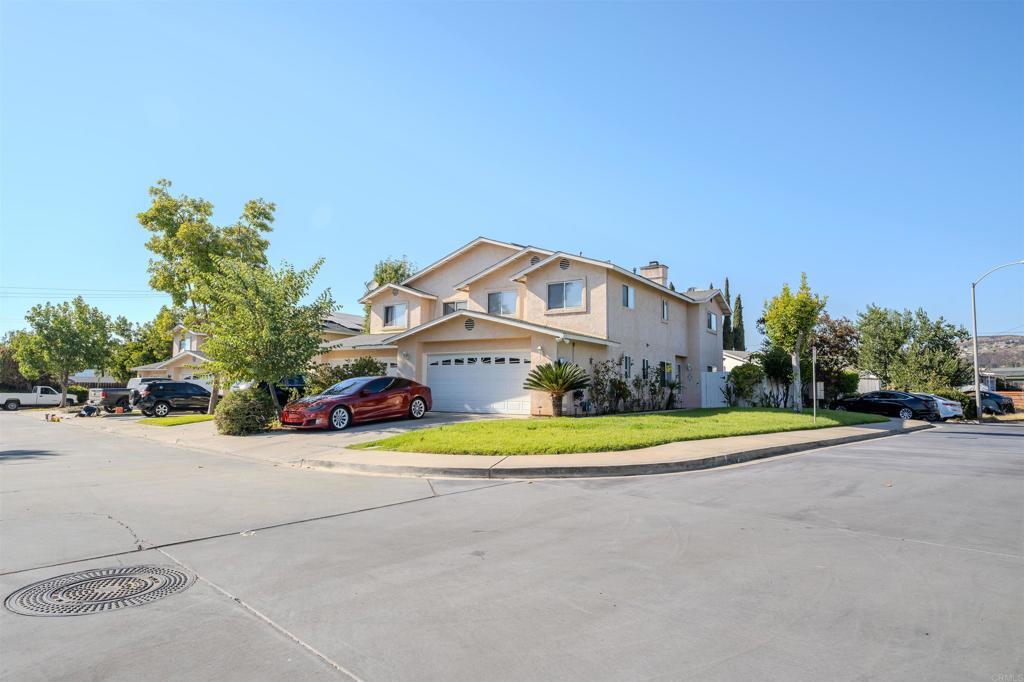 Photo of Listing #PTP2406059