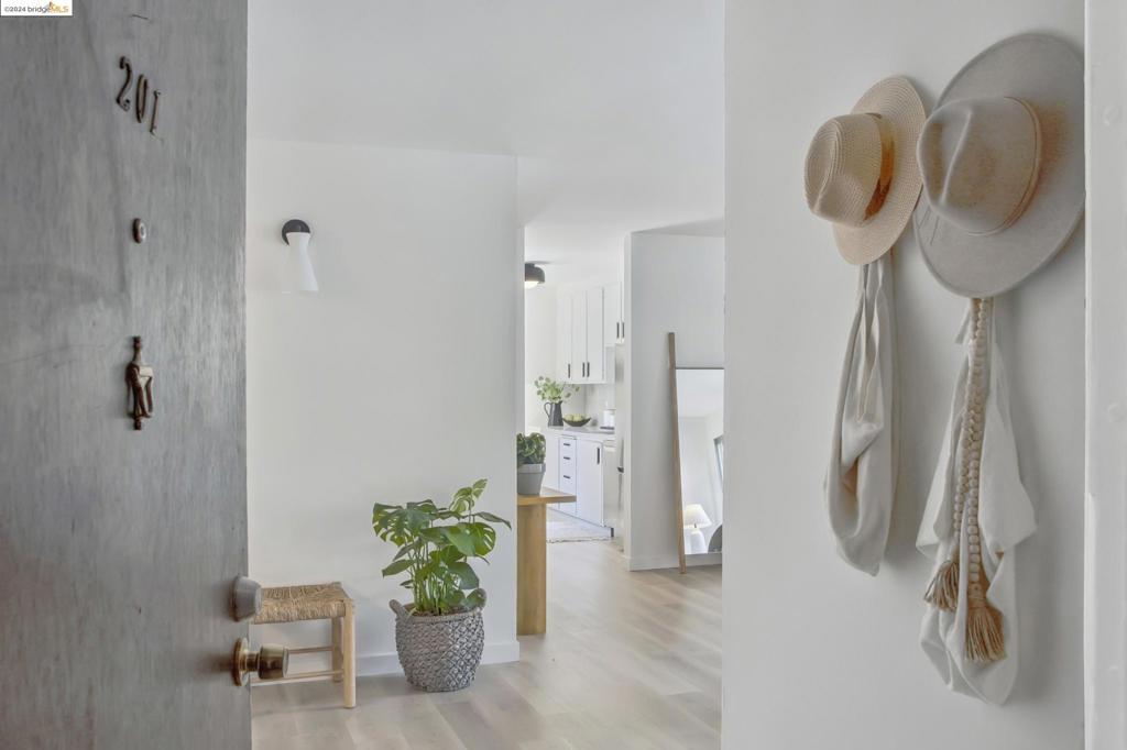 Photo of Listing #41075167