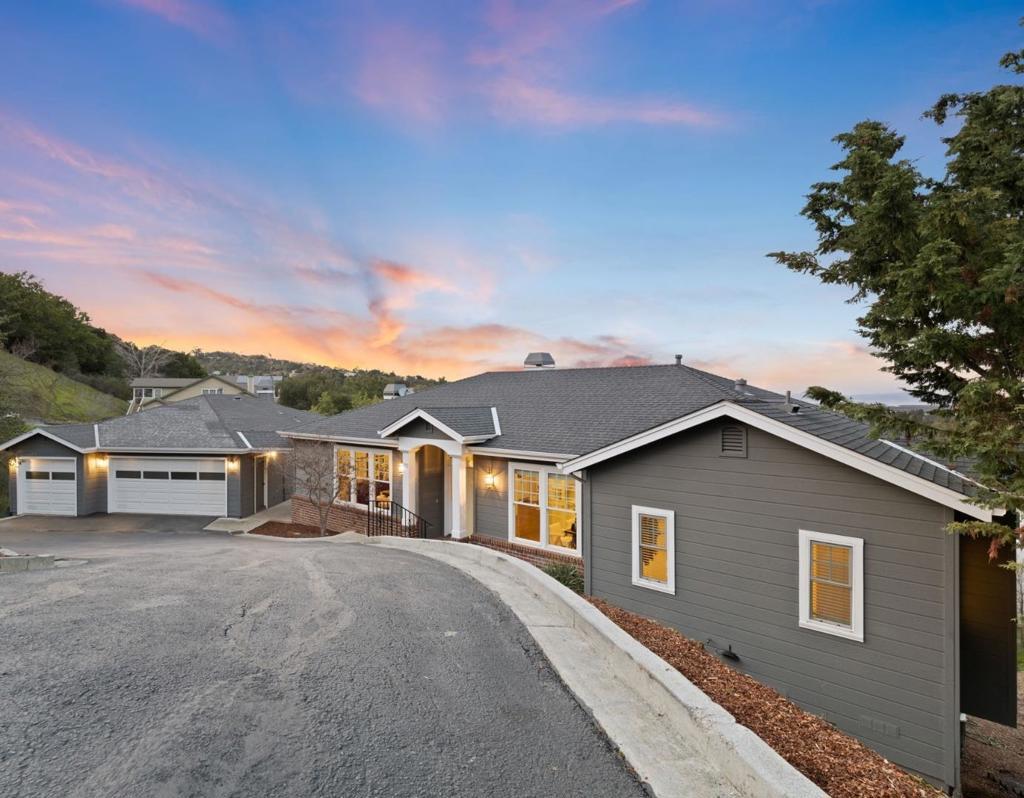 Photo of Listing #ML81982502