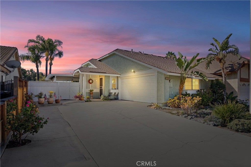 Photo of Listing #CV24203683