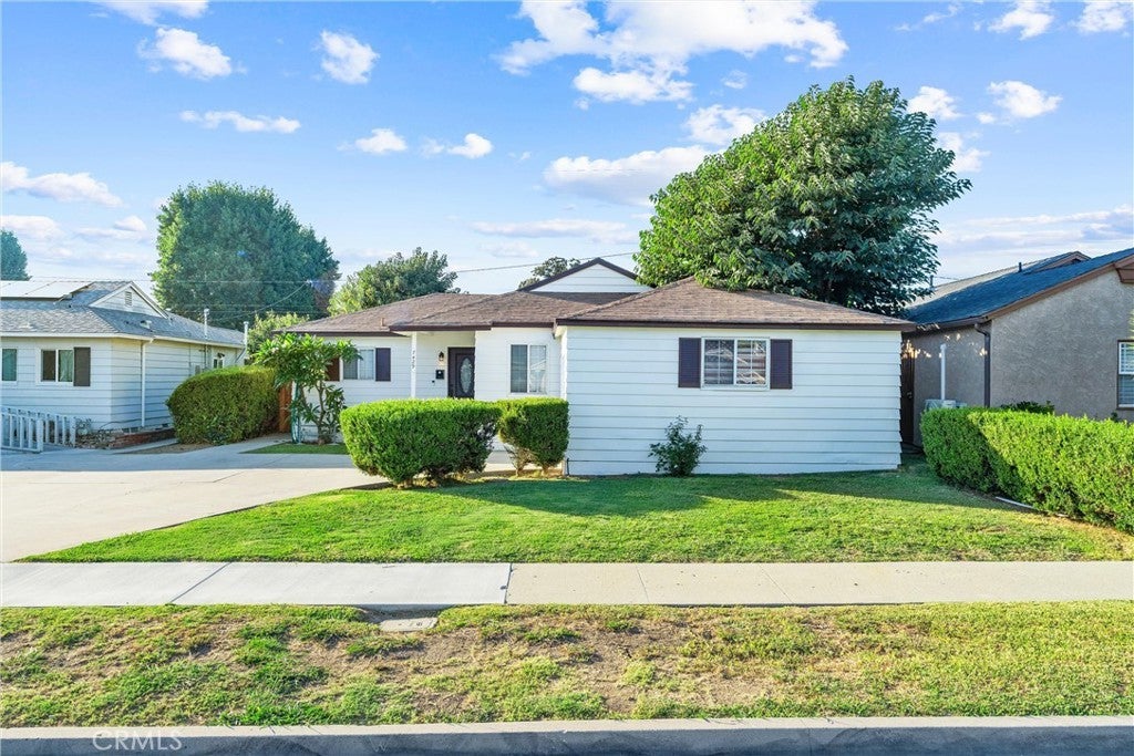 Photo of Listing #DW24204645