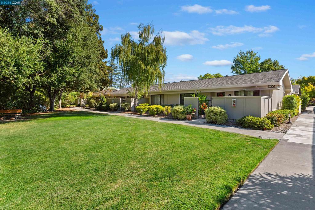 Photo of Listing #41075398