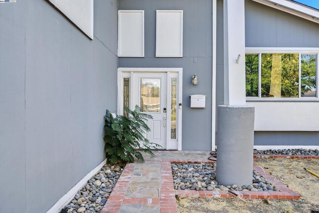 Photo of Listing #41075461