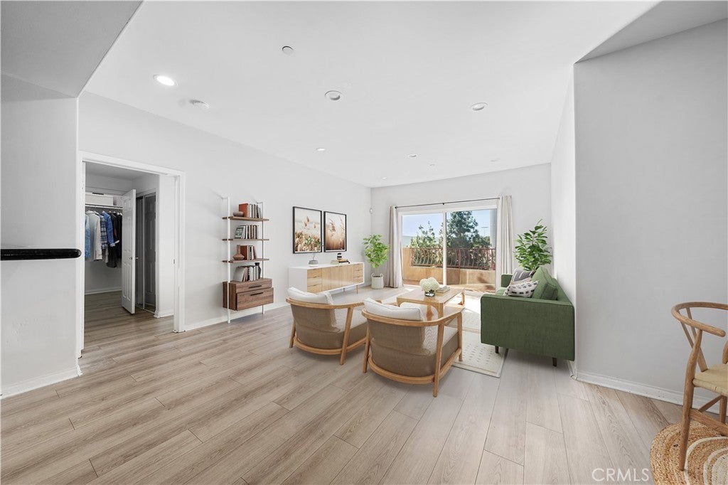 Photo of Listing #SR24207357