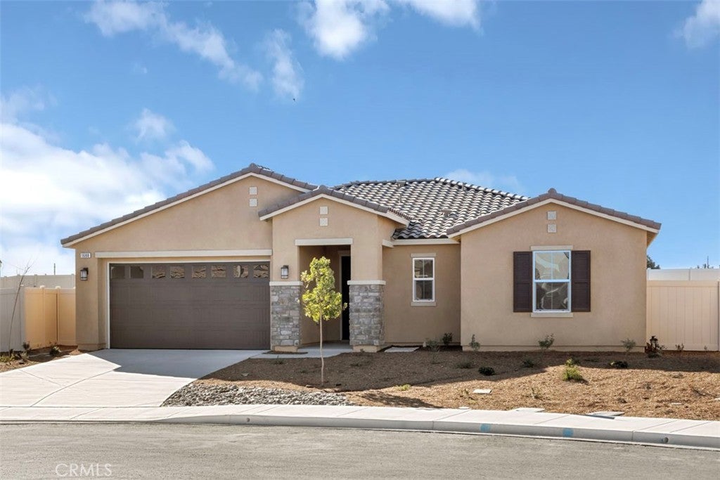 Photo of Listing #IV24208703