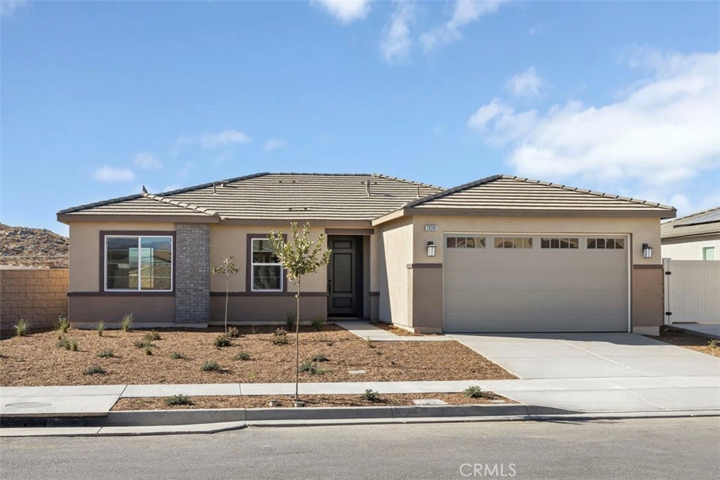 Photo of Listing #IV24208864