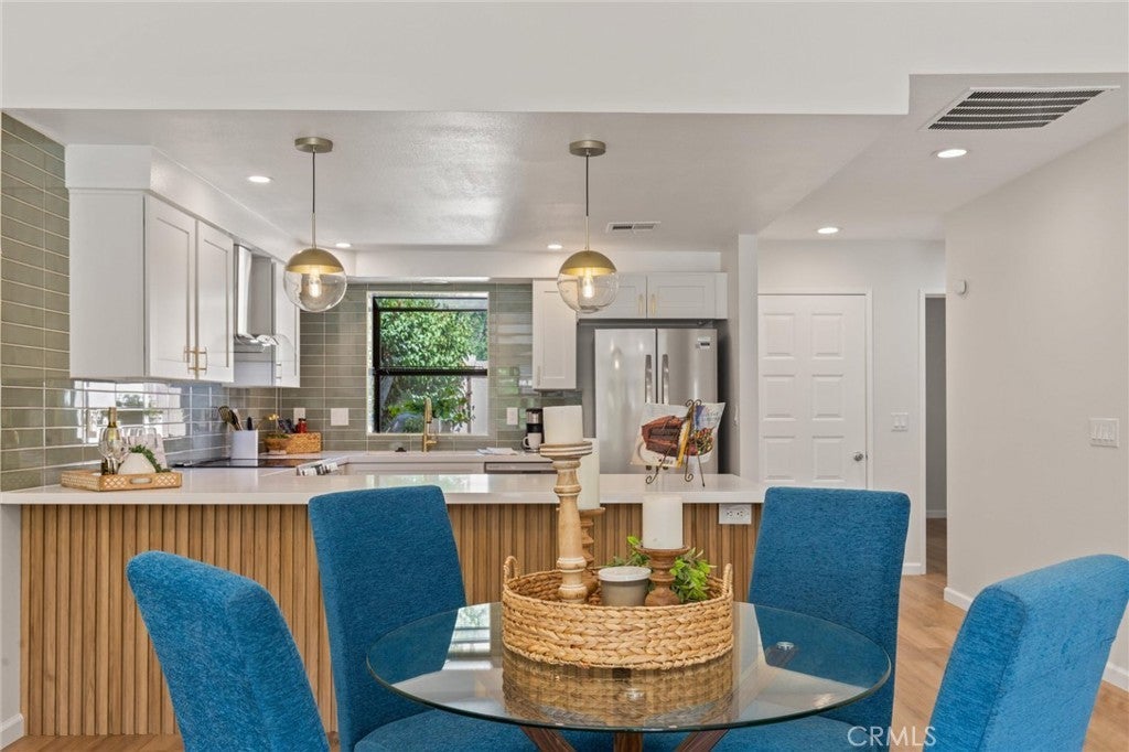 605 Woodcrest Lane, Palm Desert