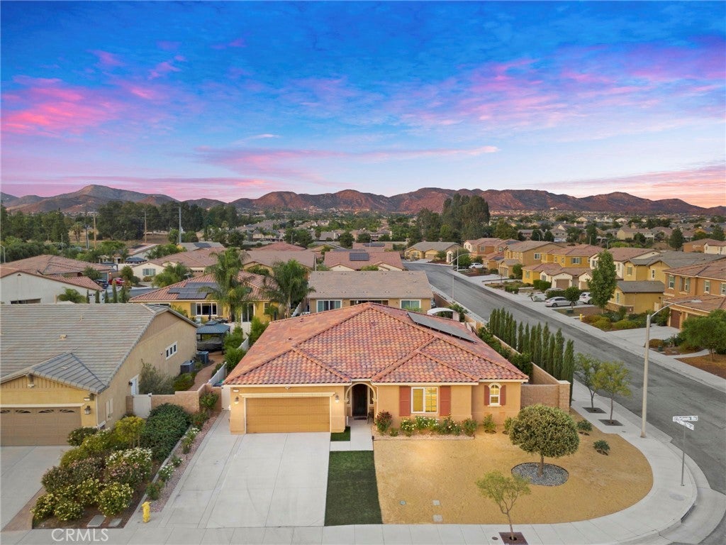 Photo of Listing #IV24210776