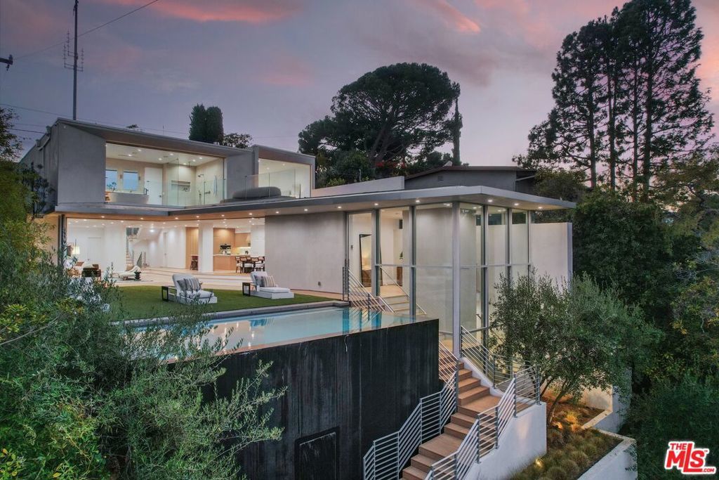 Photo of Listing #24449991