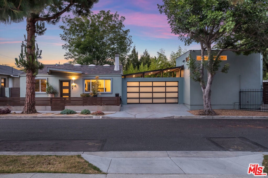 Photo of Listing #24452071