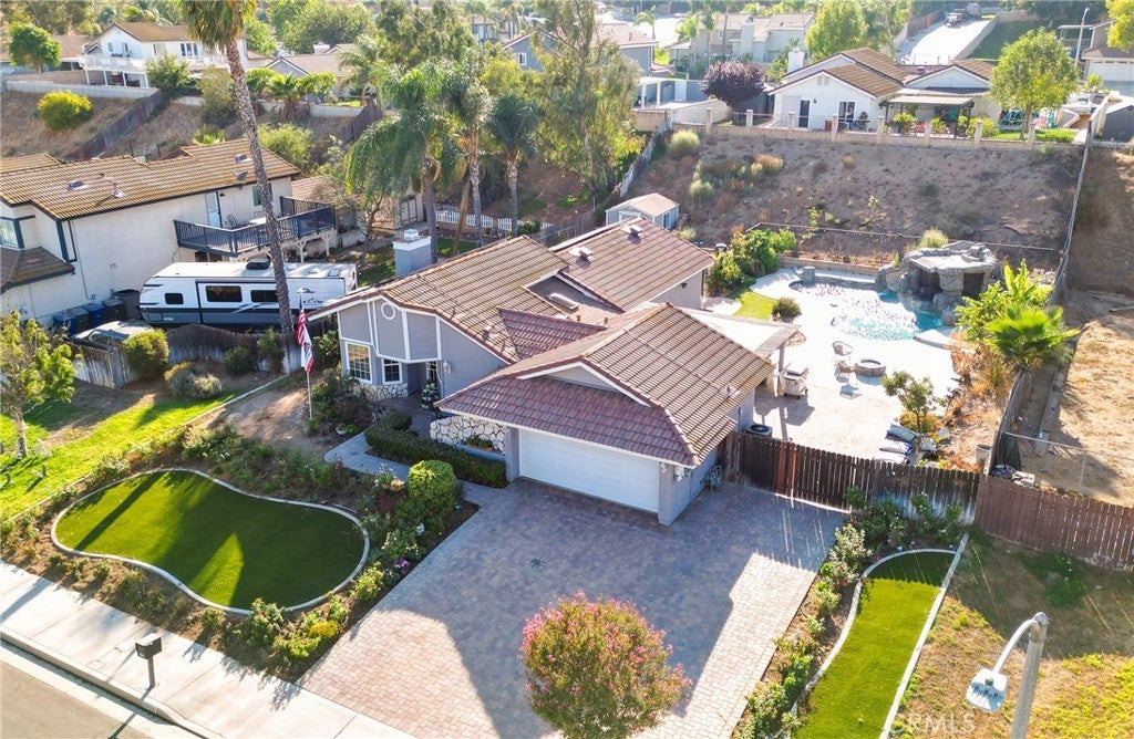 Photo of Listing #DW24211979