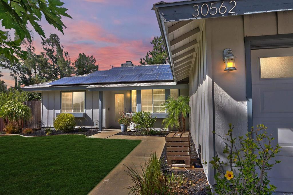 Photo of Listing #PTP2406354