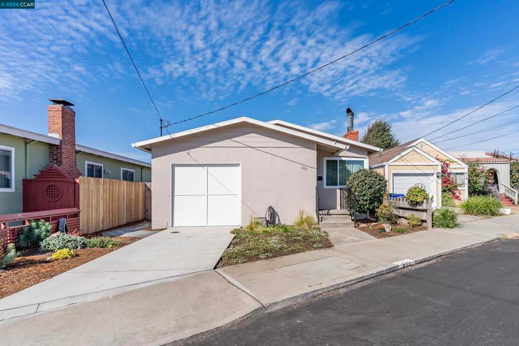 Photo of Listing #41076425