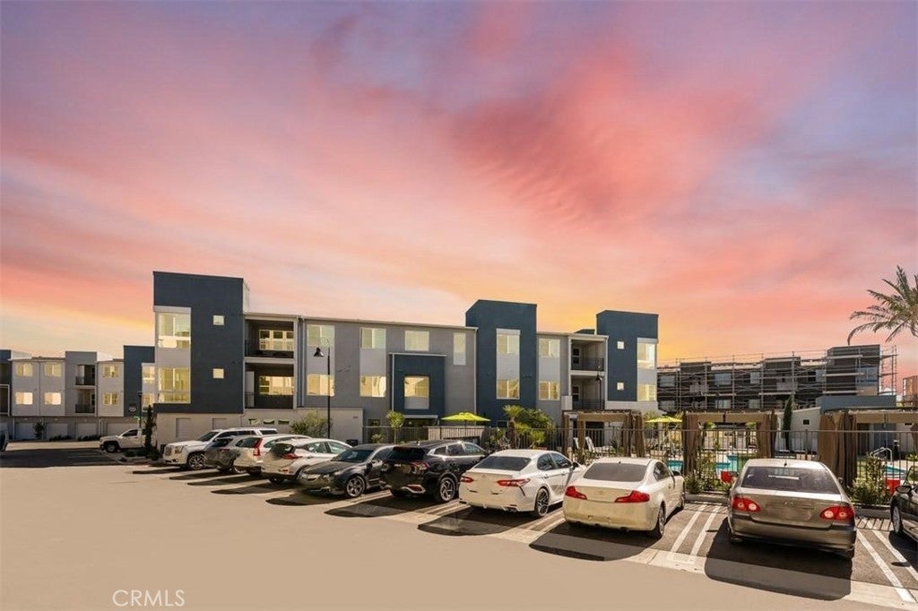 Photo of Listing #IG24214550