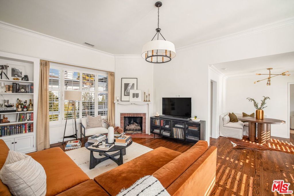 Photo of Listing #24452723