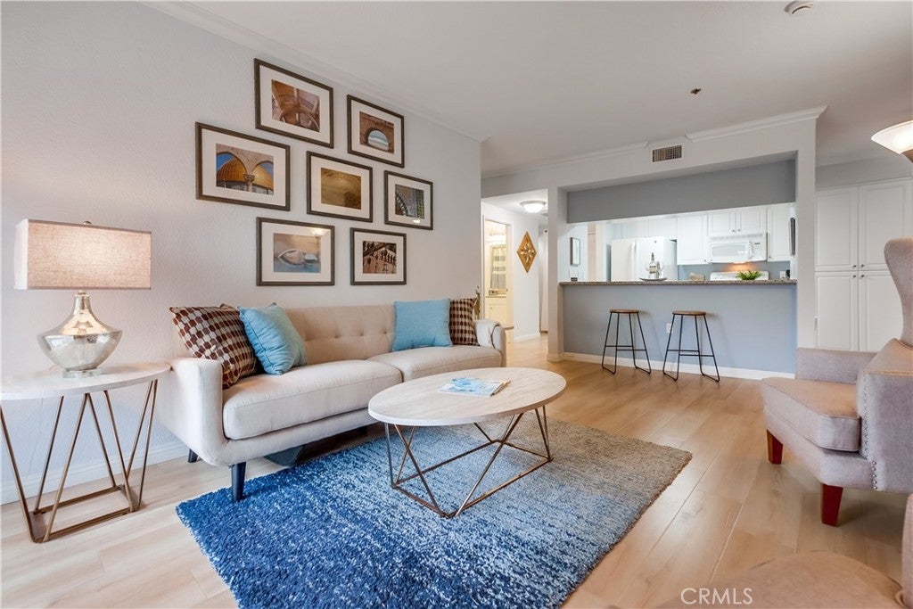 Photo of Listing #PW24182039