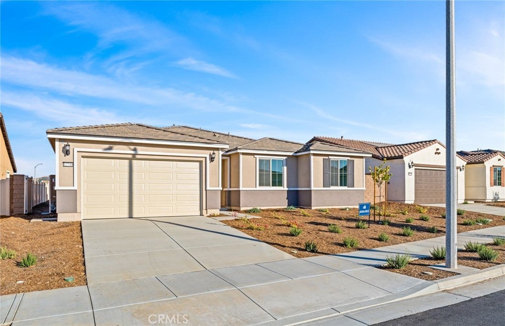 Photo of Listing #IV24216038