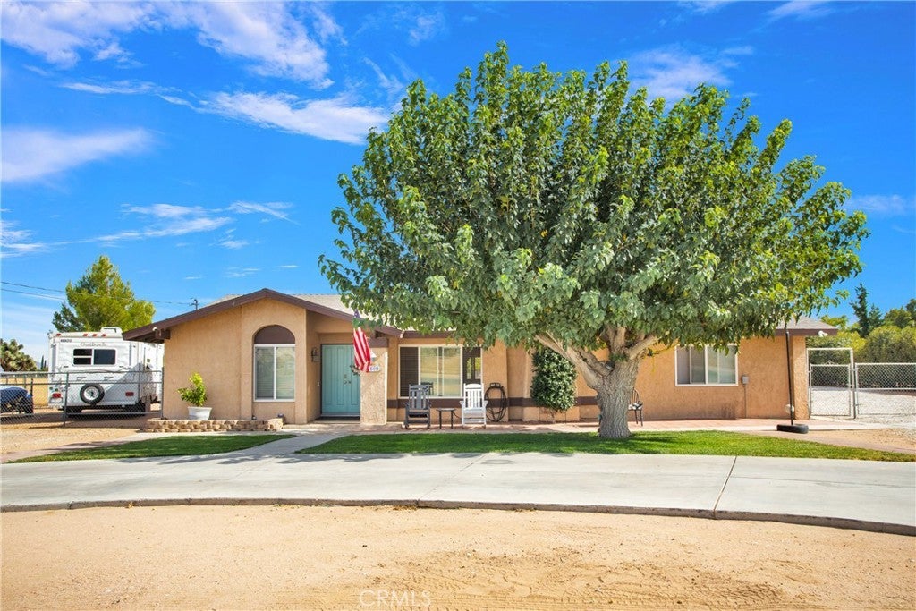 Photo of Listing #IV24216984