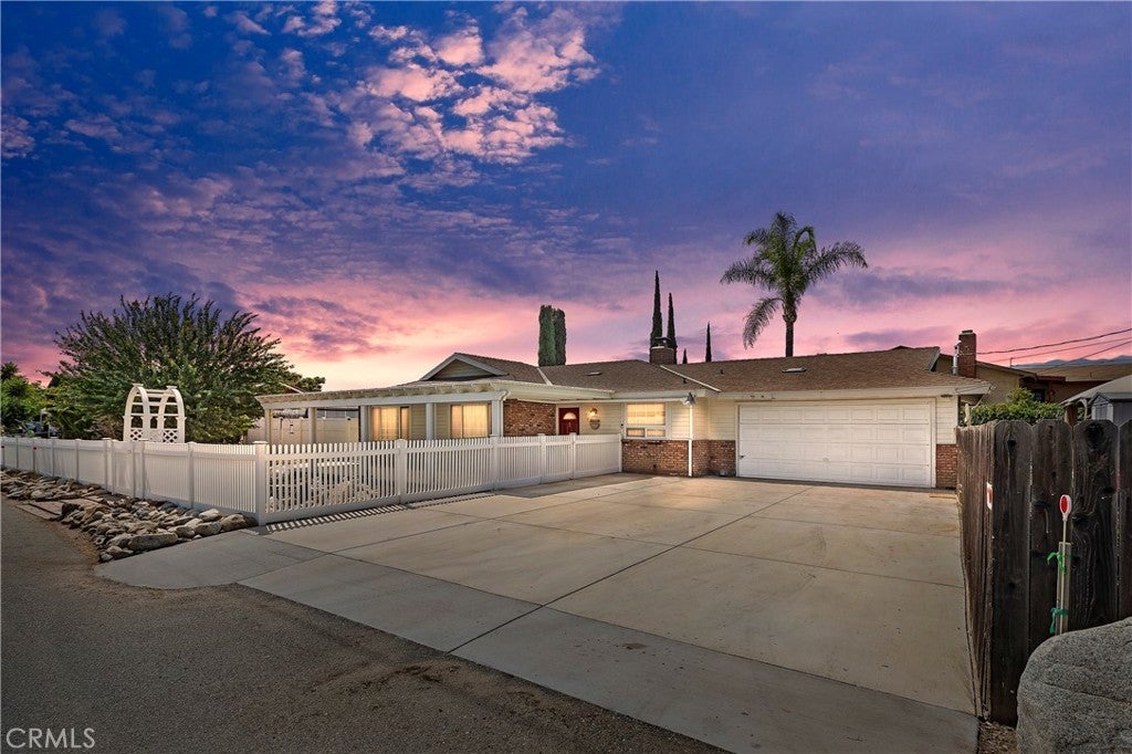 Photo of Listing #IG24216440