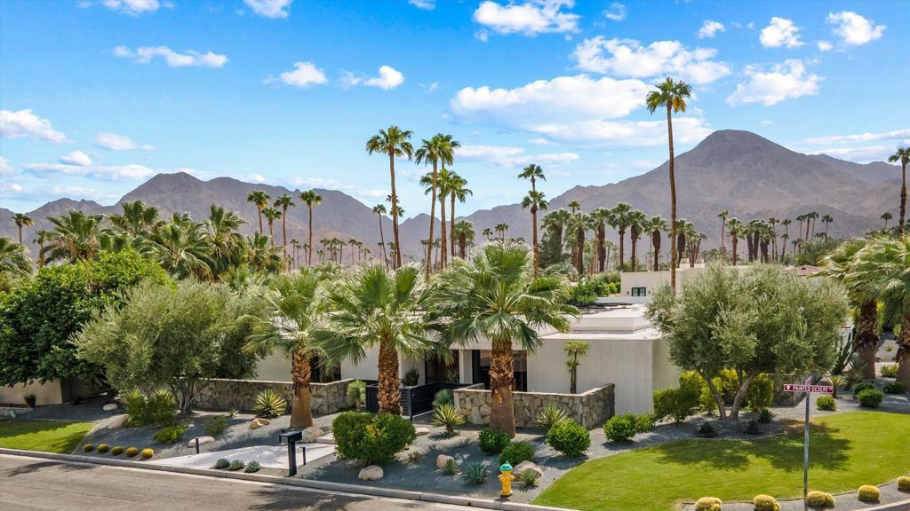 75581 Painted Desert Drive, Indian Wells