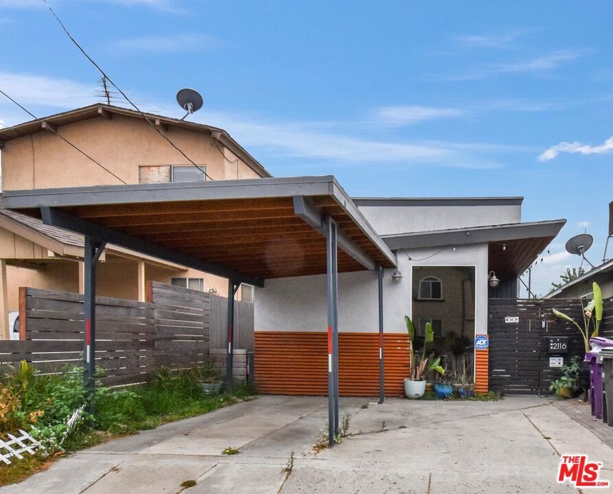 Photo of Listing #24455367