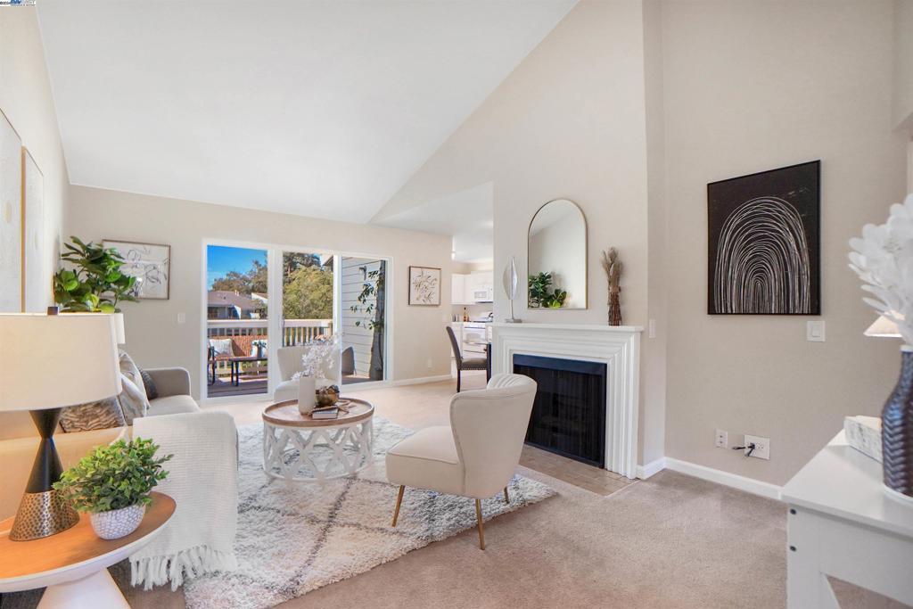 Photo of Listing #41077165