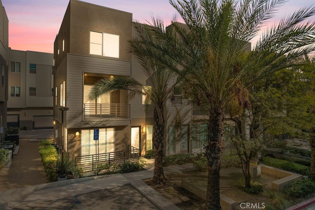 Photo of Listing #CV24219739