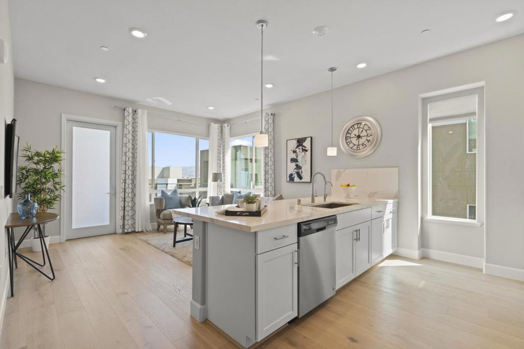 Photo of Listing #ML81981922