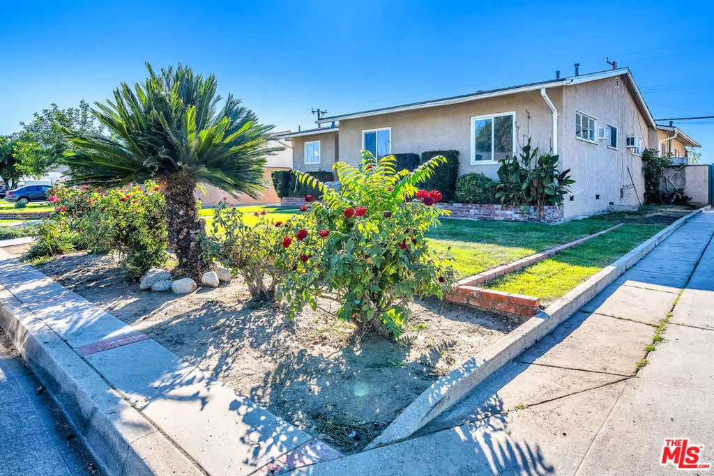 Photo of Listing #24456719