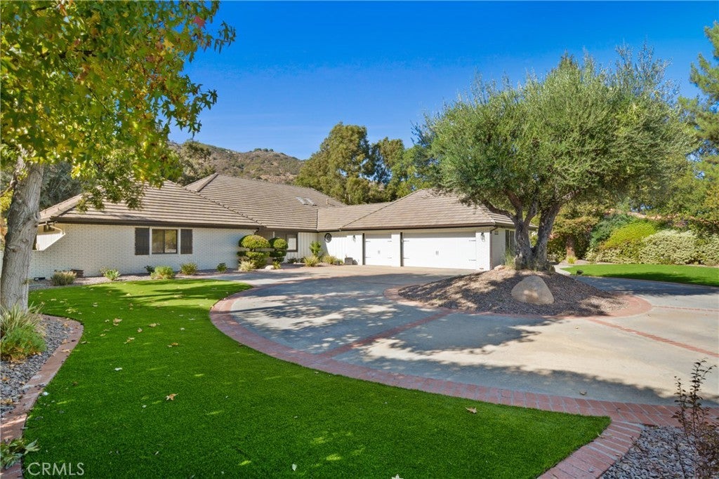 Photo of Listing #OC24218558