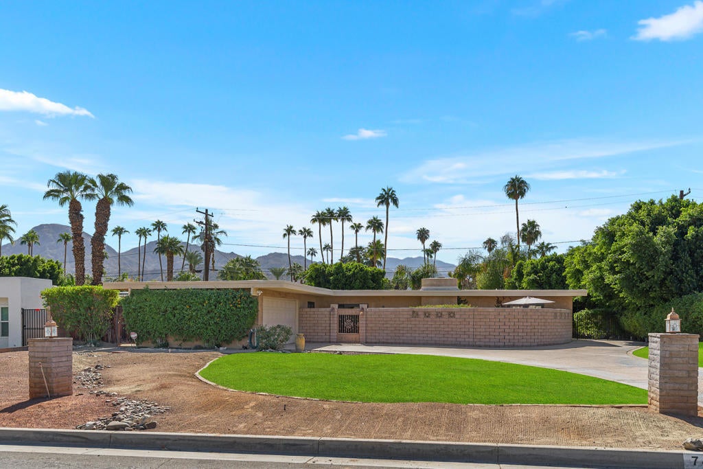 74691 Candlewood Street, Palm Desert