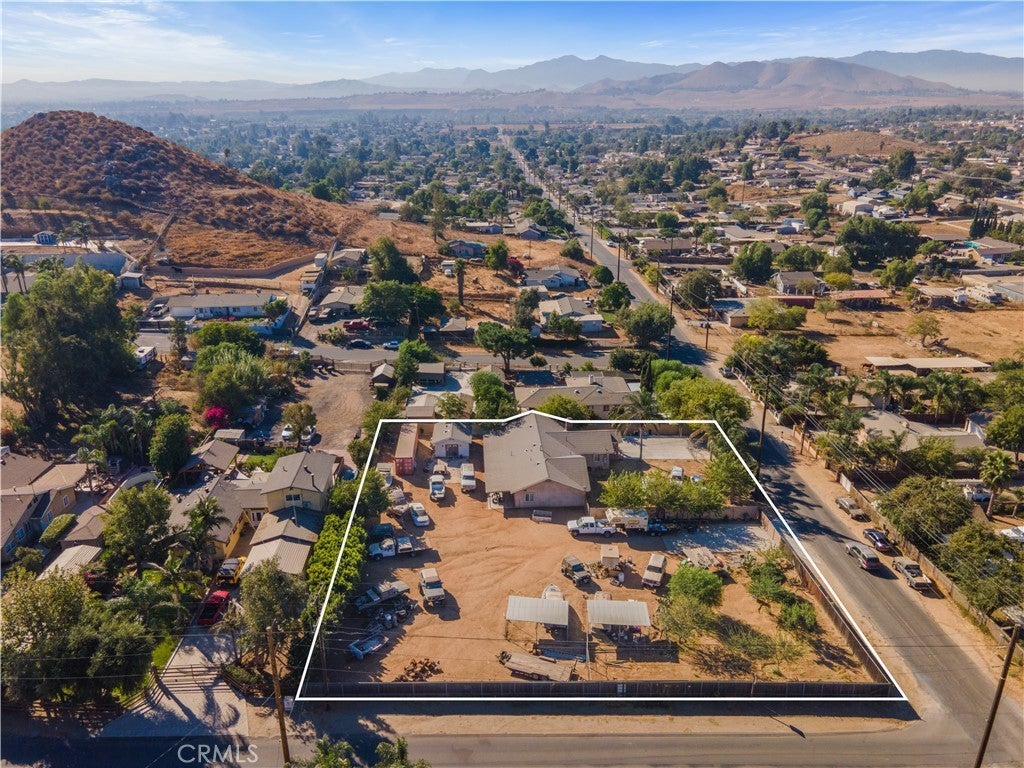 Photo of Listing #IV24215154