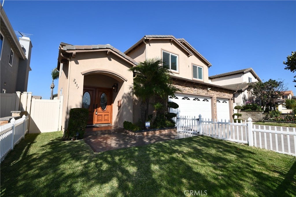 2437 W 231st Street