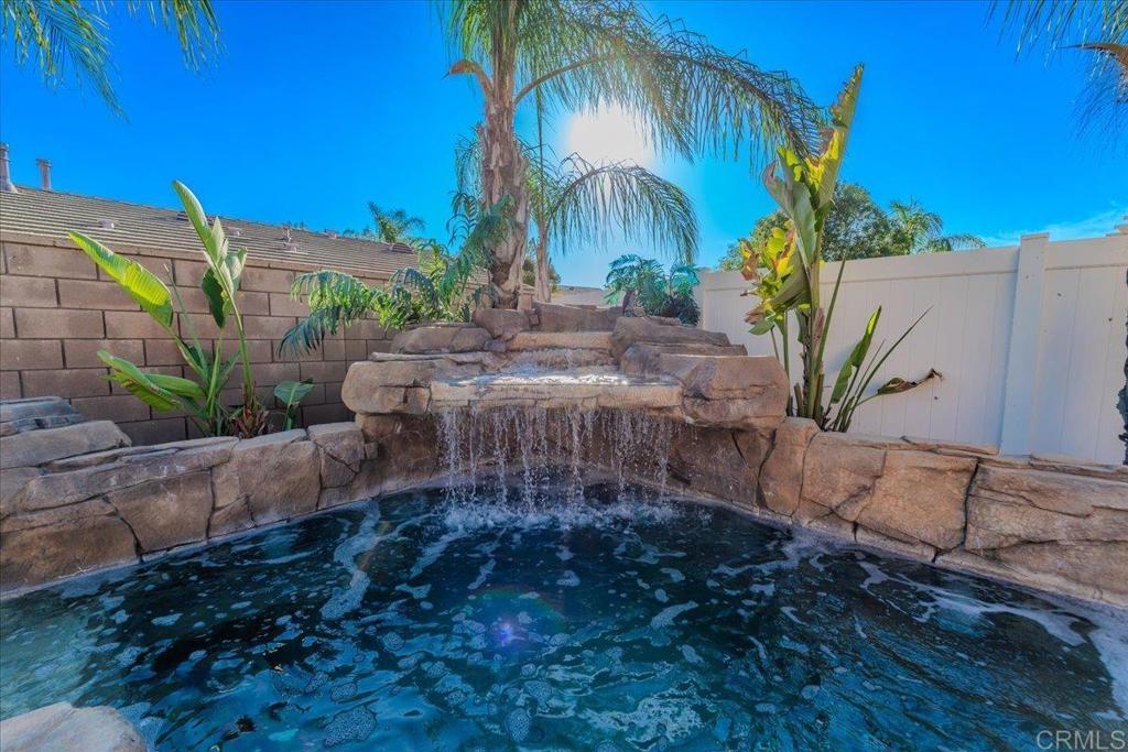 Photo of Listing #NDP2409554