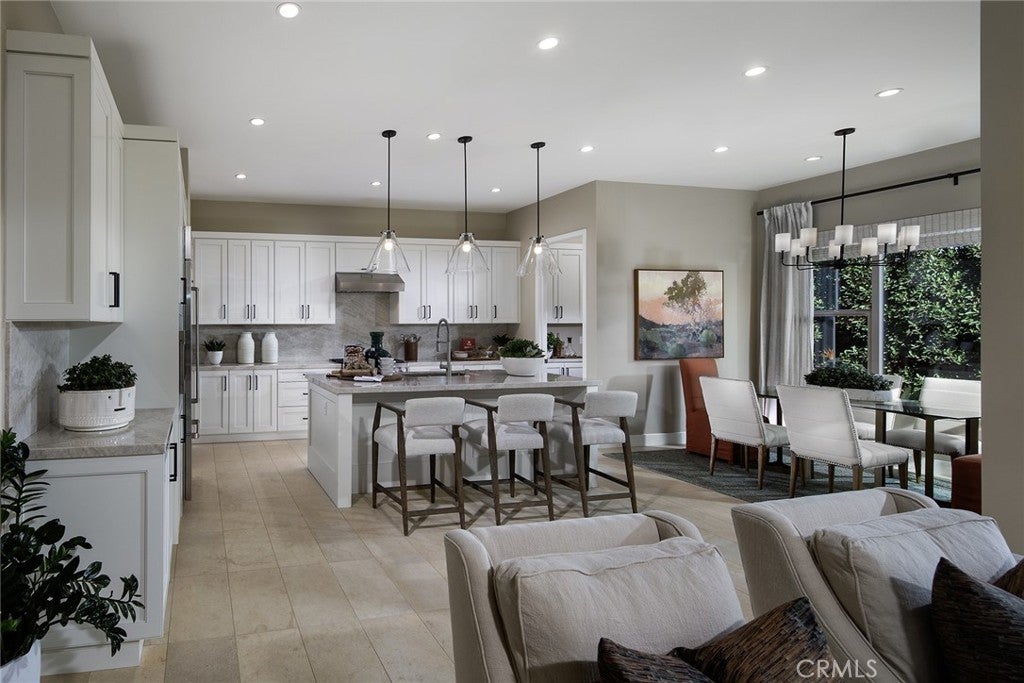 Photo of Listing #OC24223337