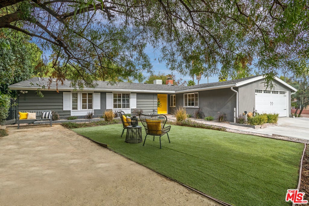 Photo of Listing #24453141