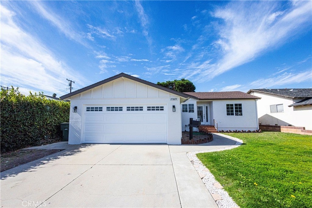 23809 Lamour Court