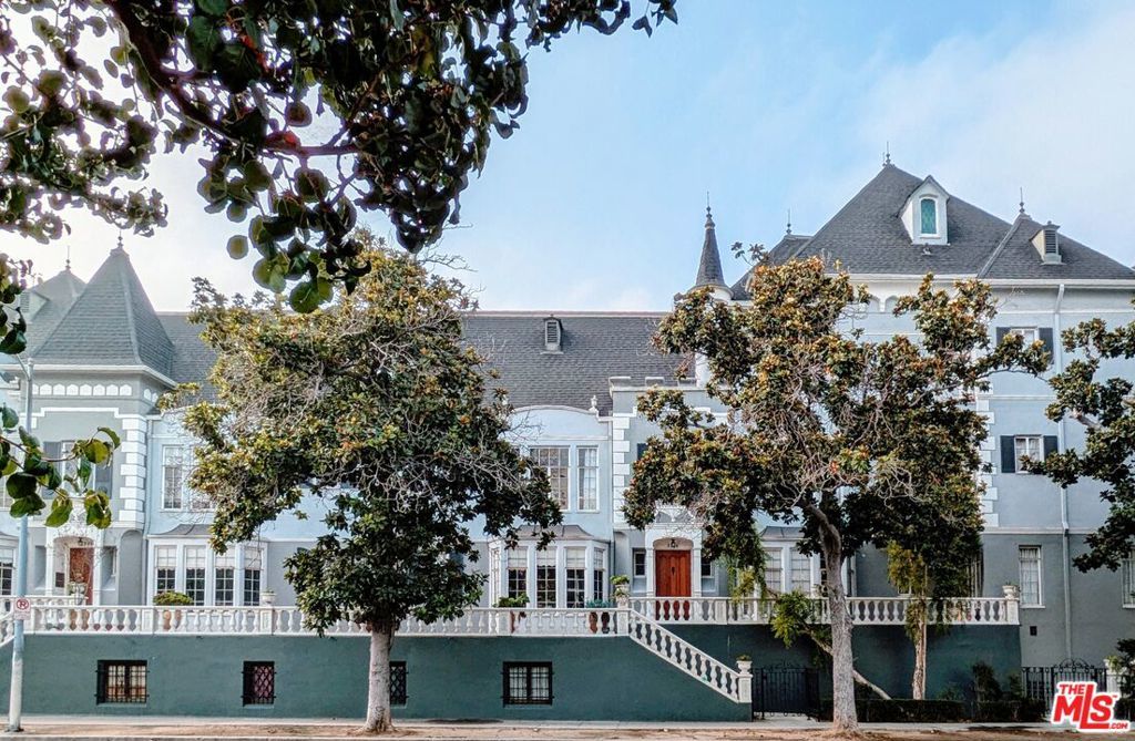 Photo of Listing #24453989