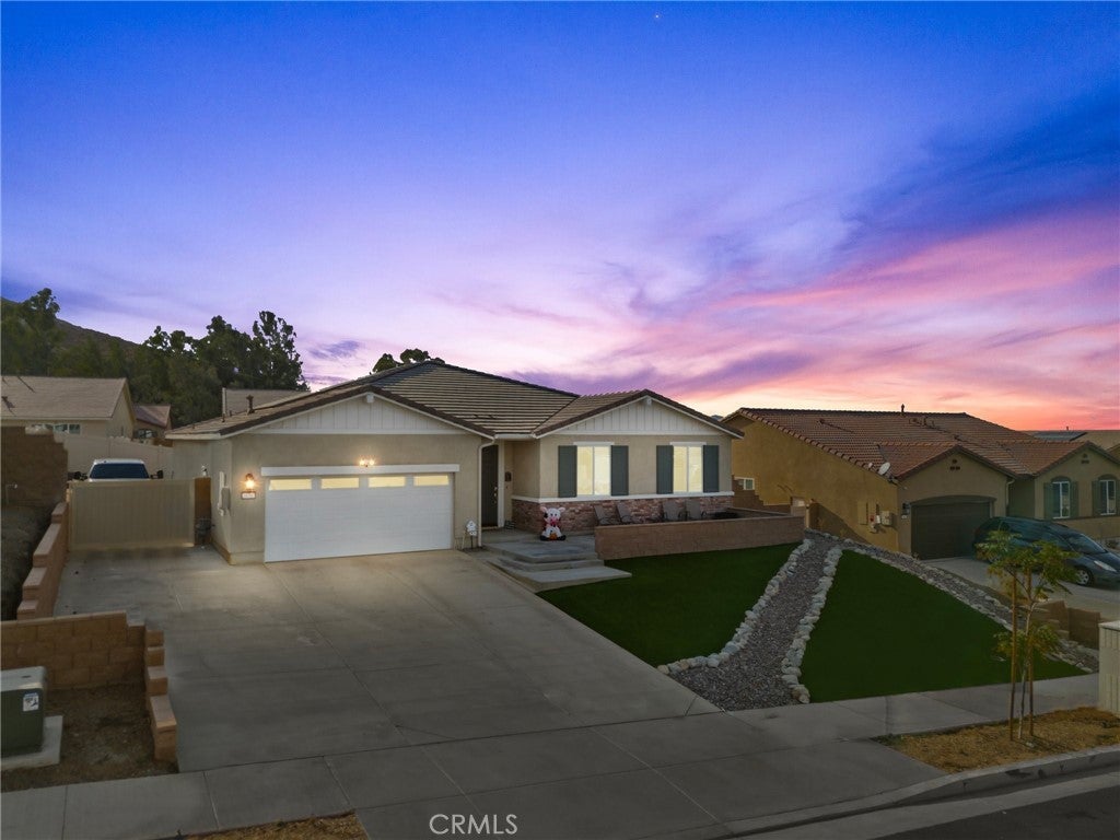 Photo of Listing #SW24223545