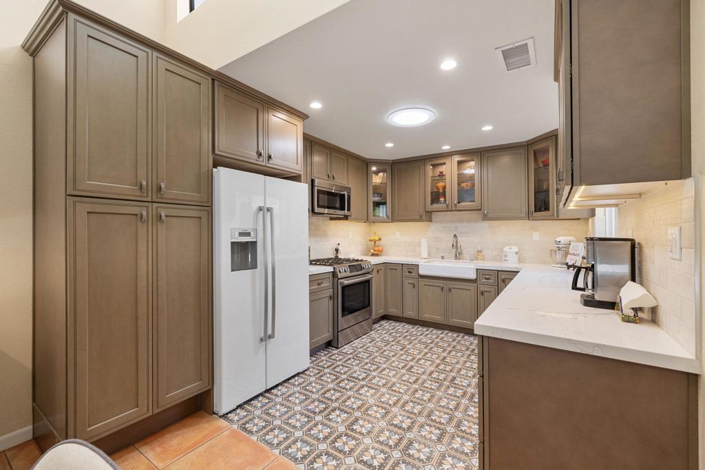 48624 Moon Terrace Lane, Palm Desert