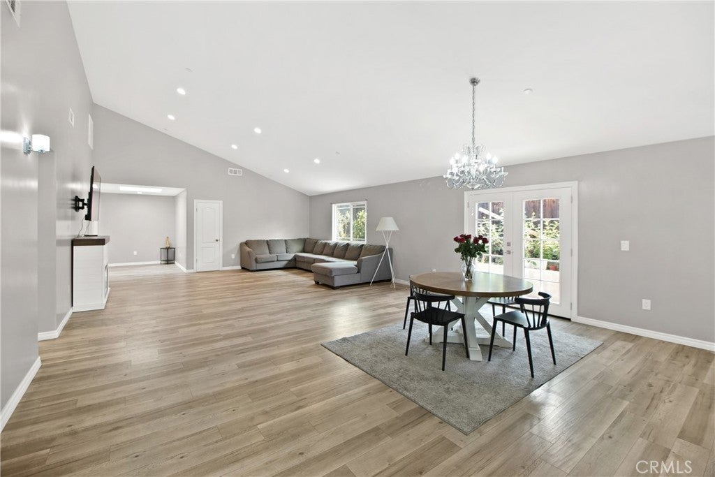 Photo of Listing #CV24221600