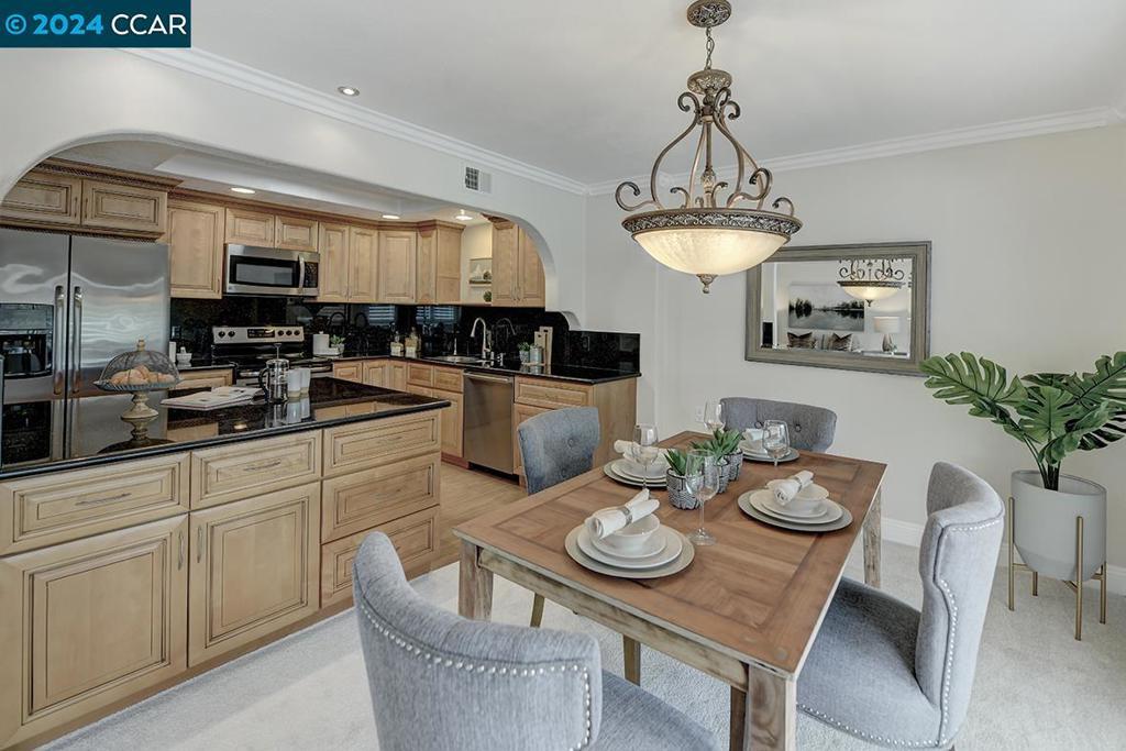 Photo of Listing #41078036