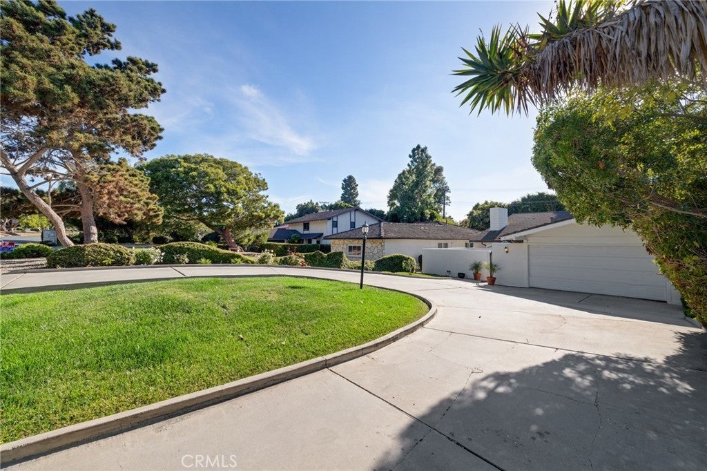 2541 Palos Verdes Drive