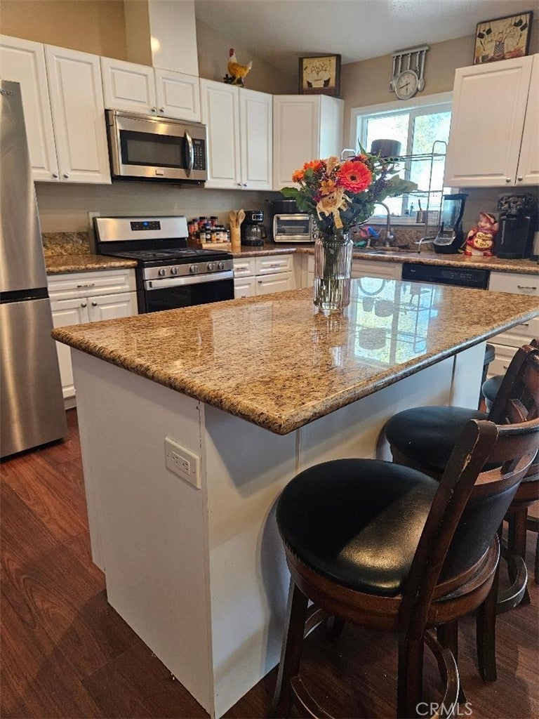 Photo of Listing #DW24226356