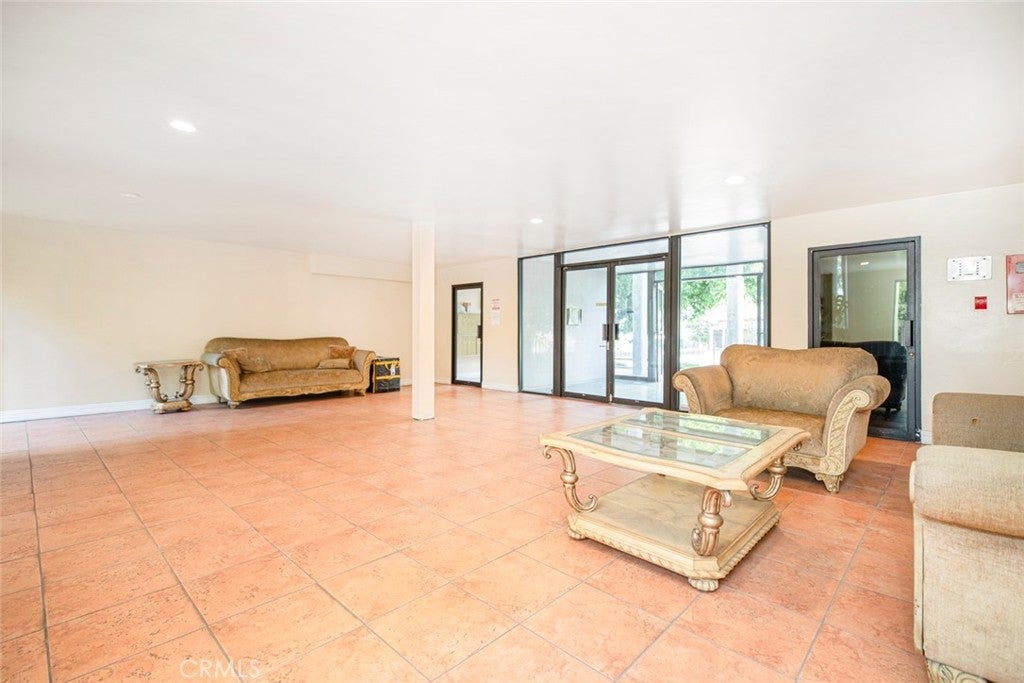 Photo of Listing #GD24222861