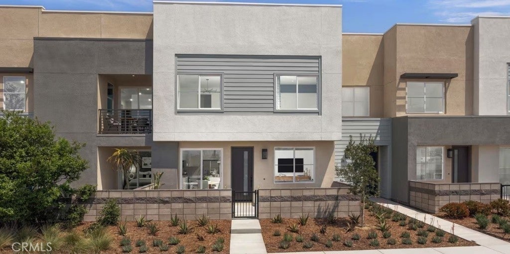 Photo of Listing #CV24227455