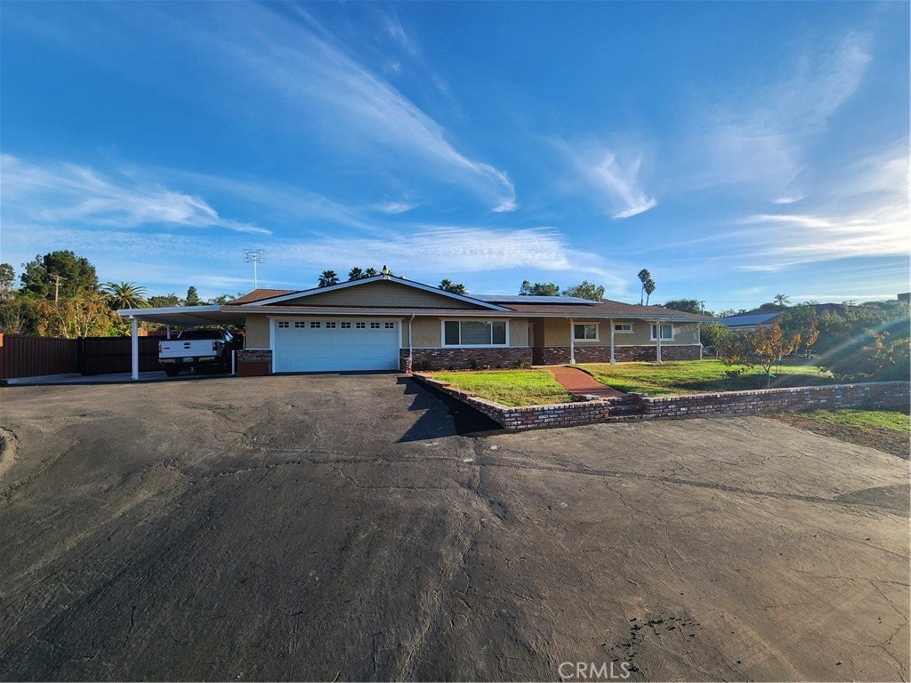 Photo of Listing #SW24228244