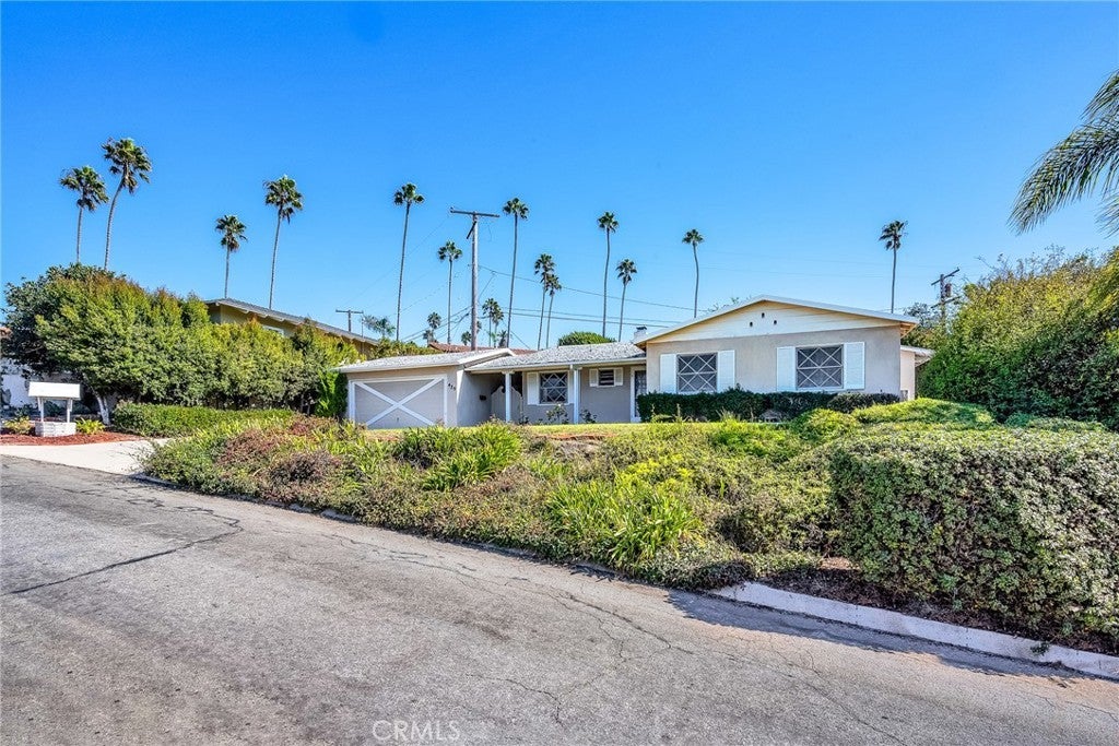 439 Via Linda Vista