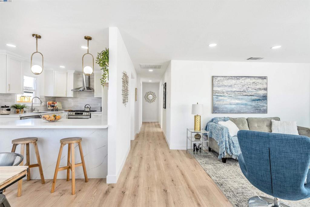 Photo of Listing #41078482