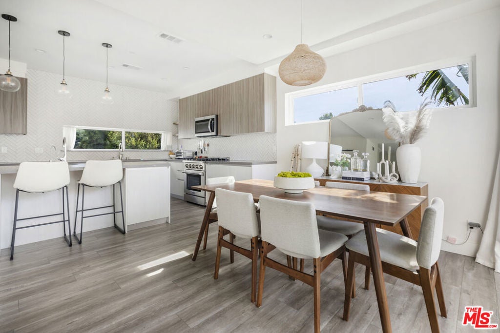 Photo of Listing #24461247